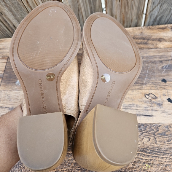 Lucky Brand Tan Peep-Toe Slingback Wedge Heels Size  6 - Picture 16 of 16